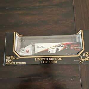 Racing Limited Edition Truck & Car Set - White/Red